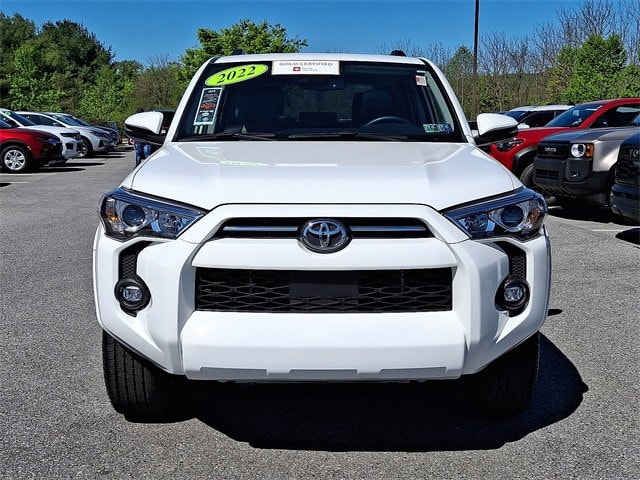 Used 2022 Toyota 4Runner SR5 Premium with VIN JTEFU5JR8N5277204 for sale in Thorndale, PA