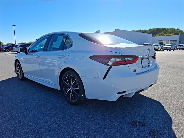 2021 Toyota Camry SE photo 4