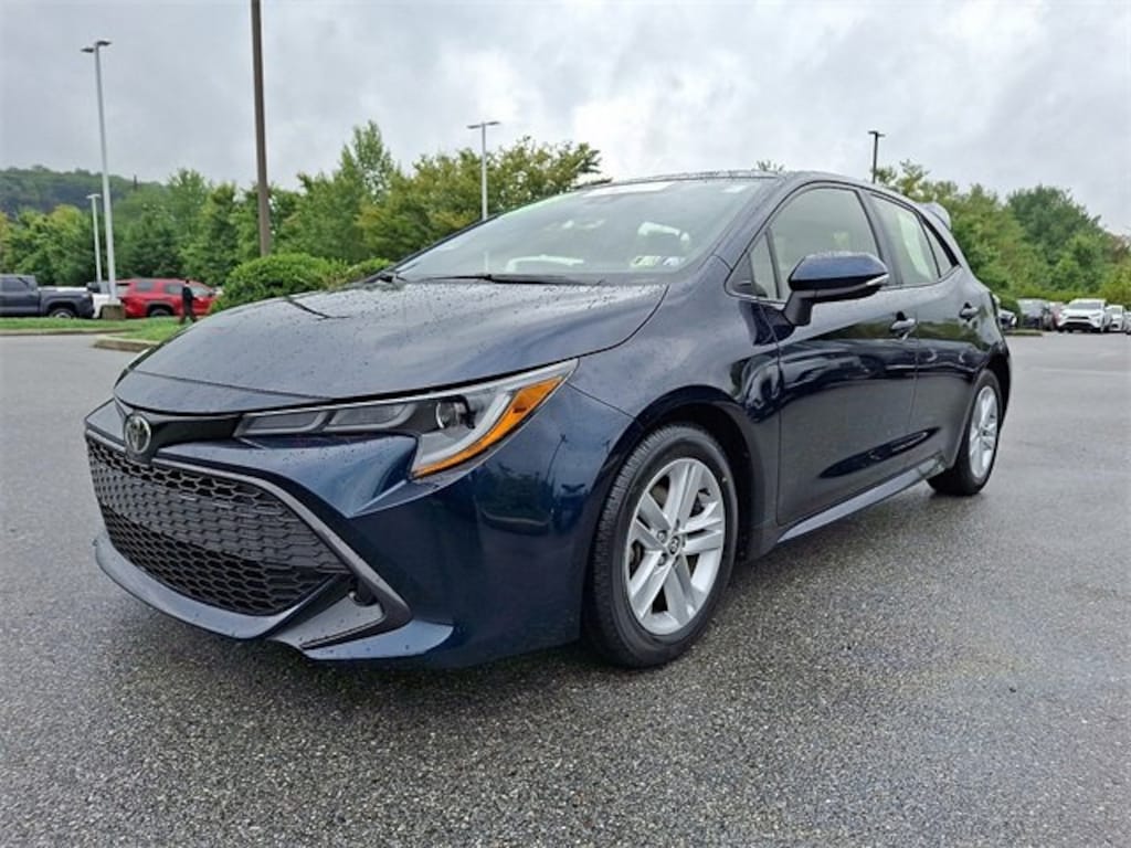 Certified 2022 Toyota Corolla Hatchback SE Hatchback
