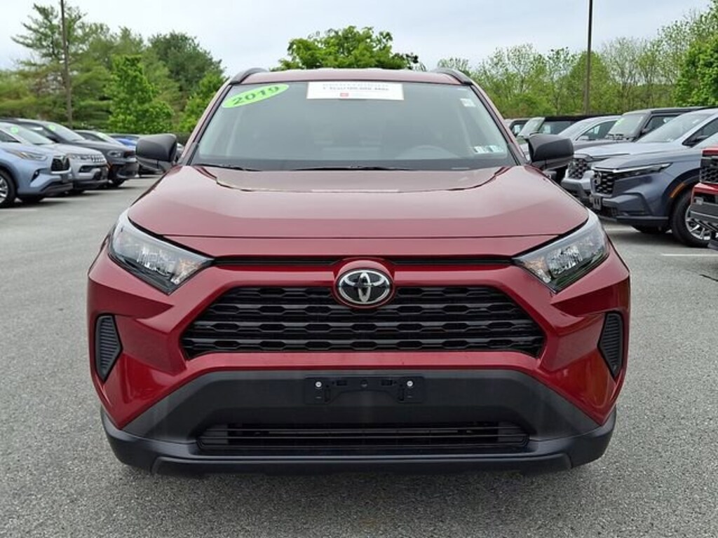 Used 2019 Toyota RAV4 LE SUV