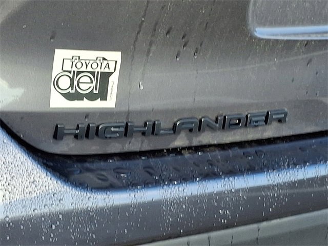 2024 Toyota Highlander XLE photo 4