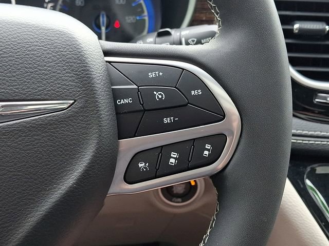 2022 Chrysler Pacifica Limited - Photo 24
