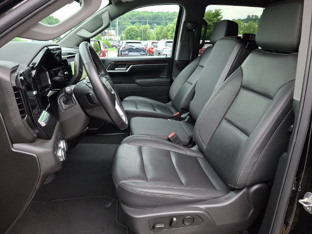 2025 GMC Sierra 1500 SLT - Photo 13