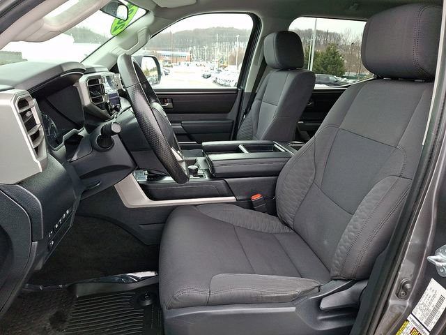 2024 Toyota Tundra SR5 - Photo 13