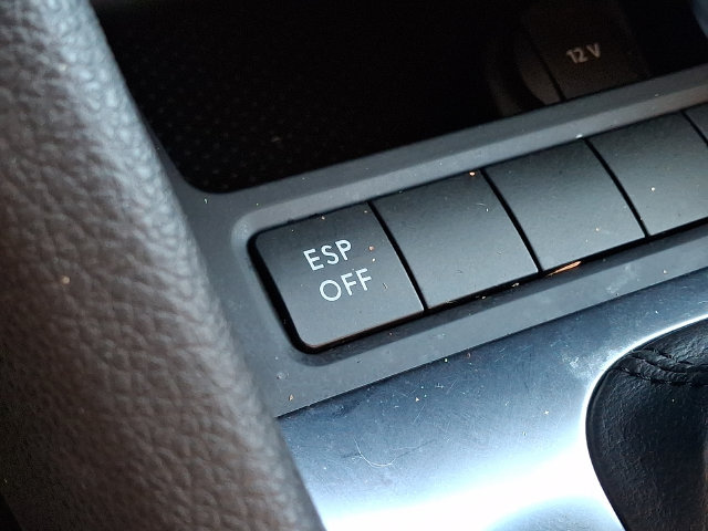2010 Volkswagen Golf Base - Photo 23