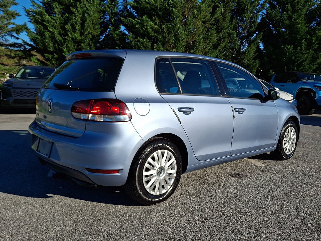 2010 Volkswagen Golf Base - Photo 6