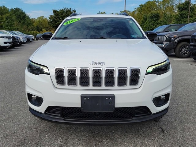 Used 2022 Jeep Cherokee Latitude Lux with VIN 1C4PJMMN8ND511304 for sale in Thorndale, PA