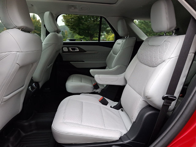 2025 Ford Explorer Platinum - Photo 10