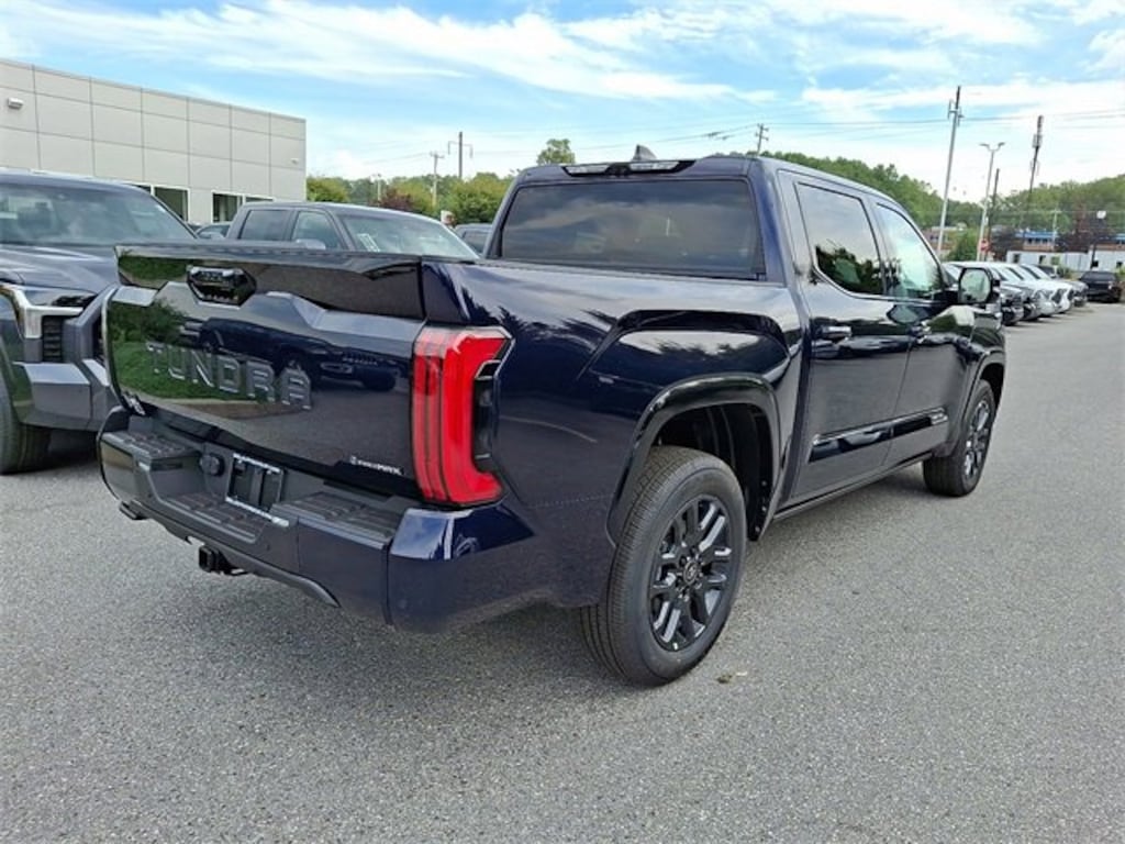New 2025 Toyota Tundra i-FORCE MAX Platinum i-FORCE MAX Truck CrewMax