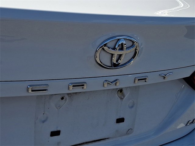 2022 Toyota Camry LE photo 4