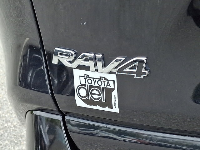 2023 Toyota RAV4 SE - Photo 28