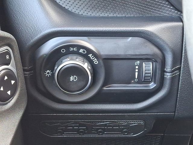 2024 Jeep Wrangler 4-Door Rubicon - Photo 23