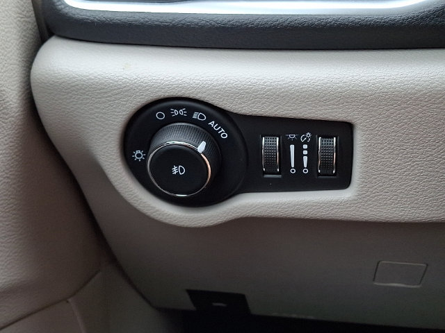 2022 Chrysler Pacifica Limited - Photo 26