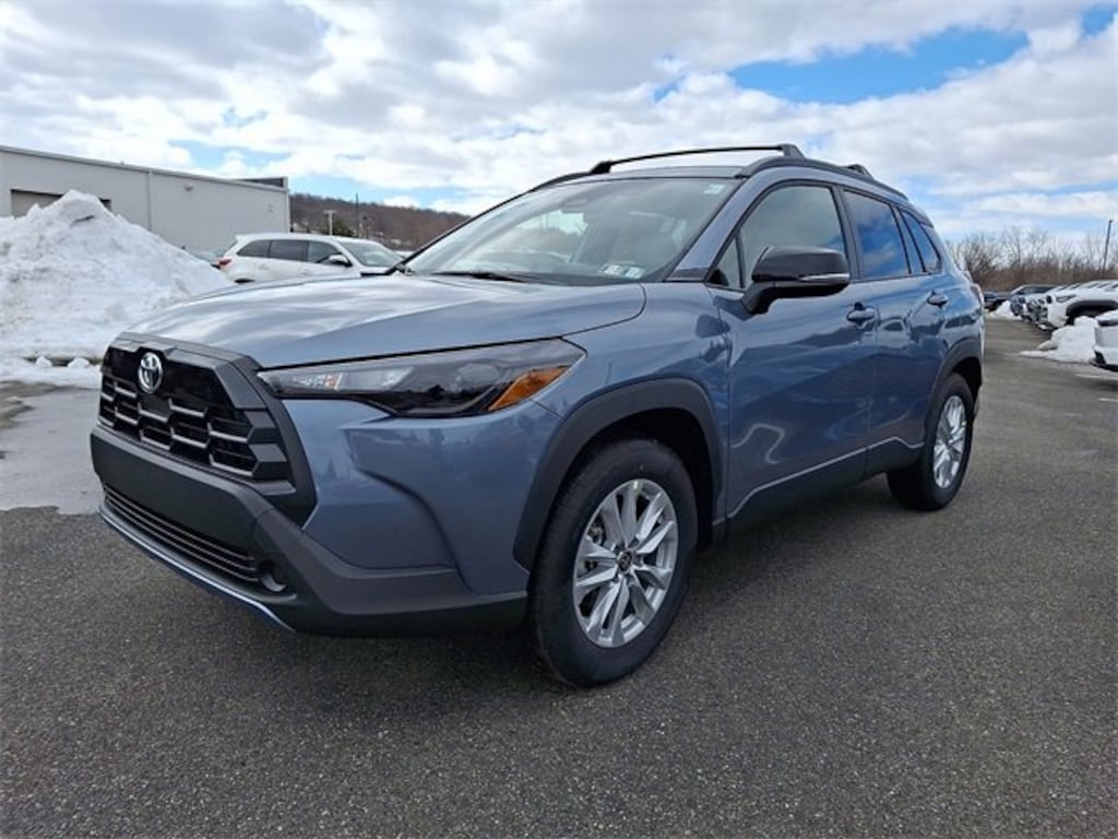 New 2026 Toyota Corolla Cross LE SUV