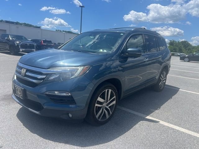 2017 Honda Pilot 4WD Touring's photo
