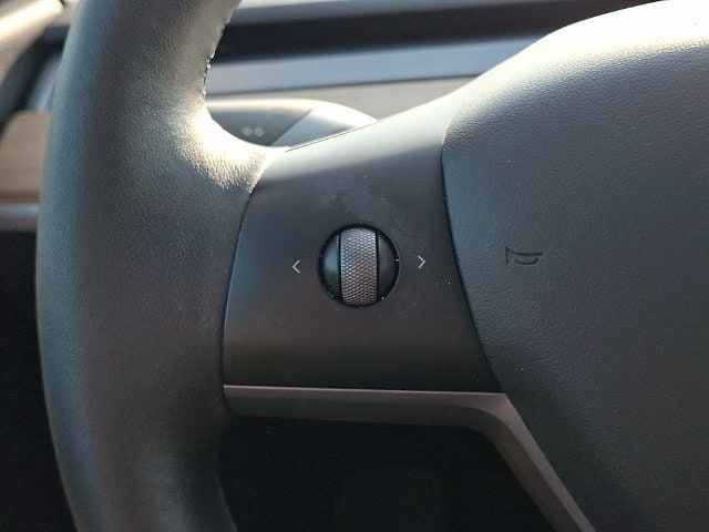 2021 Tesla Model Y Long Range - Photo 21