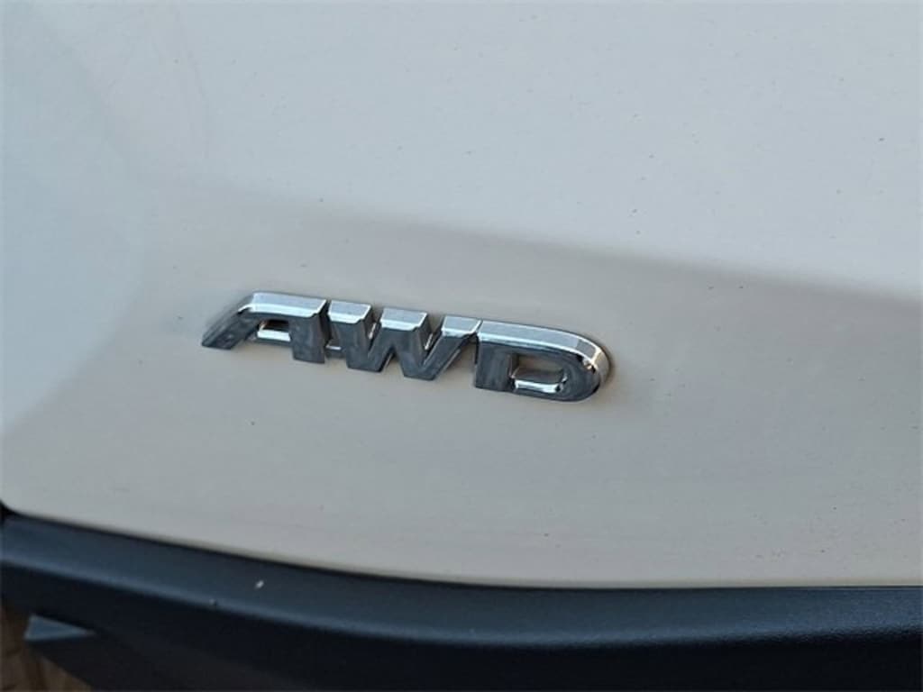 Used 2023 Toyota RAV4 Hybrid XLE SUV