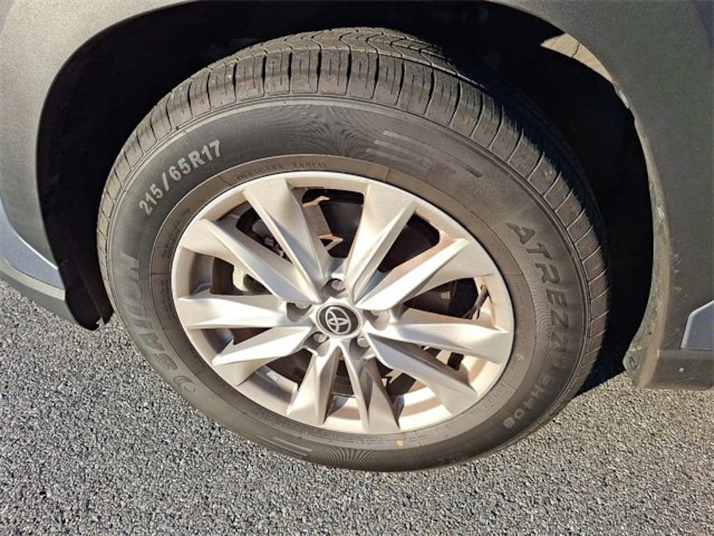 Used 2022 Toyota Corolla Cross LE SUV