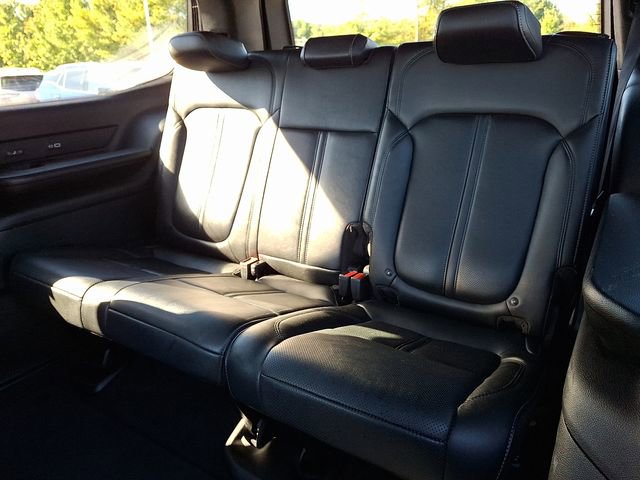 2022 Jeep Wagoneer Series III - Photo 11