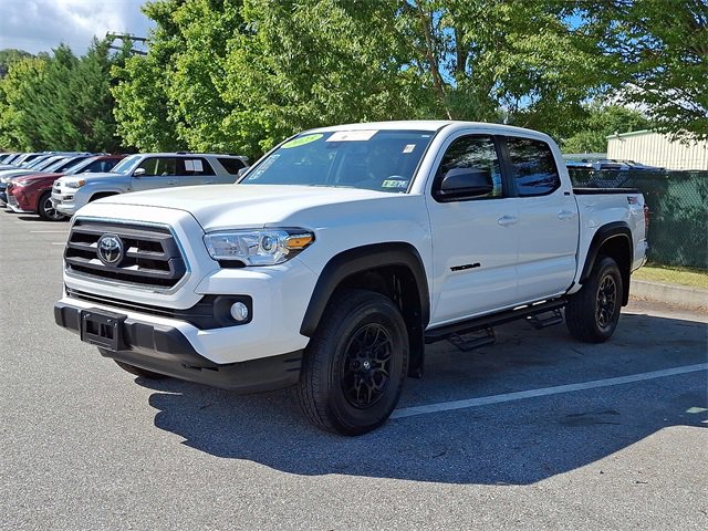 2023 Toyota Tacoma SR5 photo 3