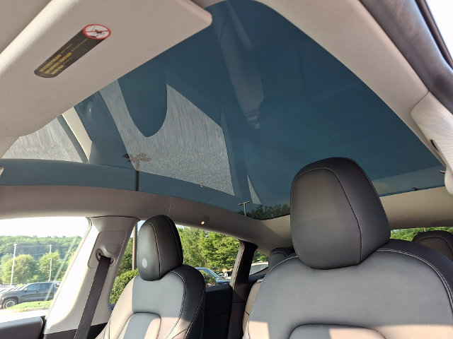 2021 Tesla Model Y Long Range - Photo 14