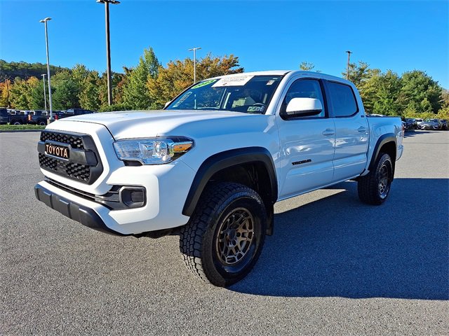 2023 Toyota Tacoma Trail Edition photo 3