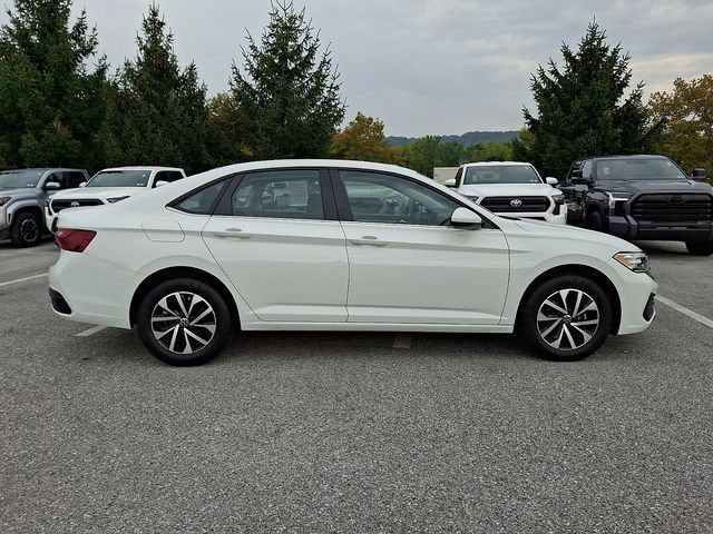 2024 Volkswagen Jetta S - Photo 7