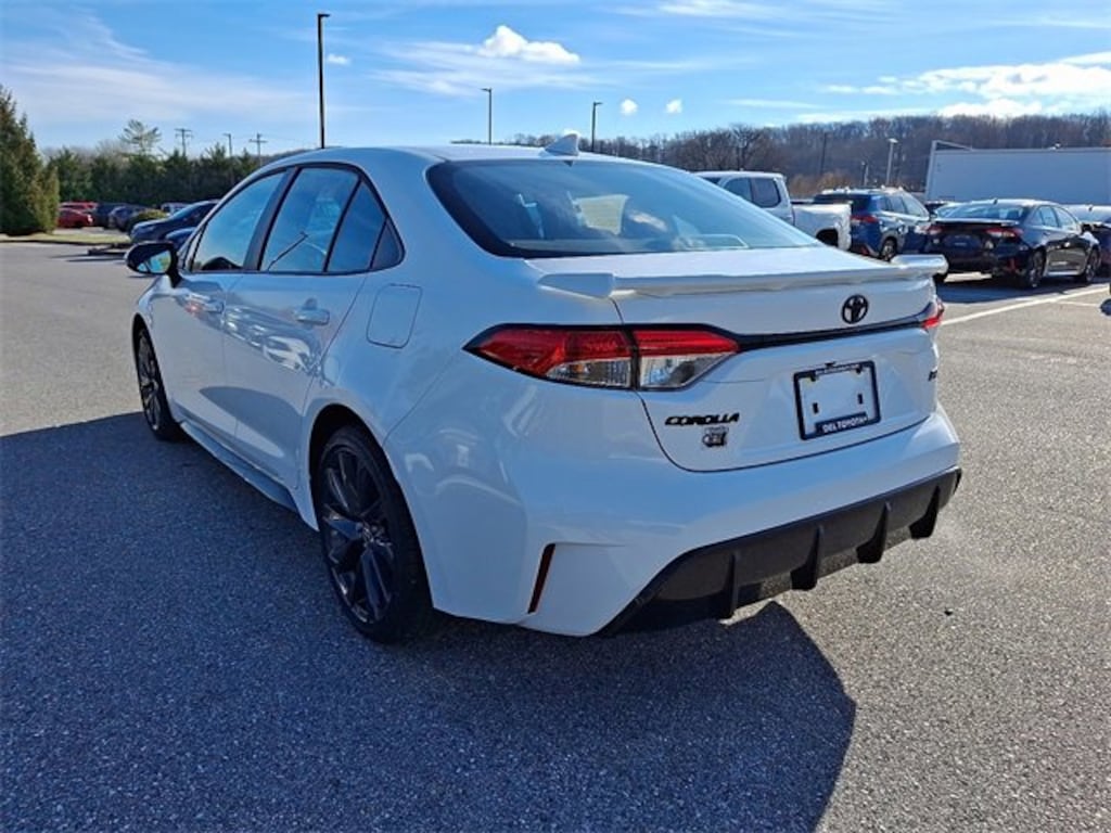 New 2026 Toyota Corolla SE Sedan