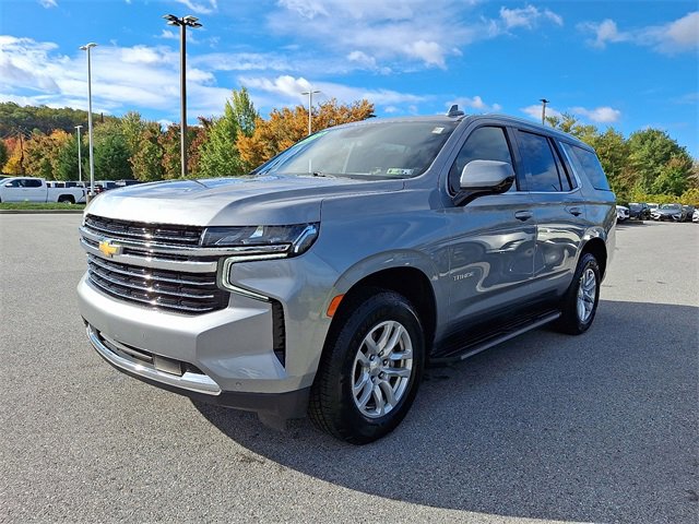 2023 Chevrolet Tahoe LT photo 3