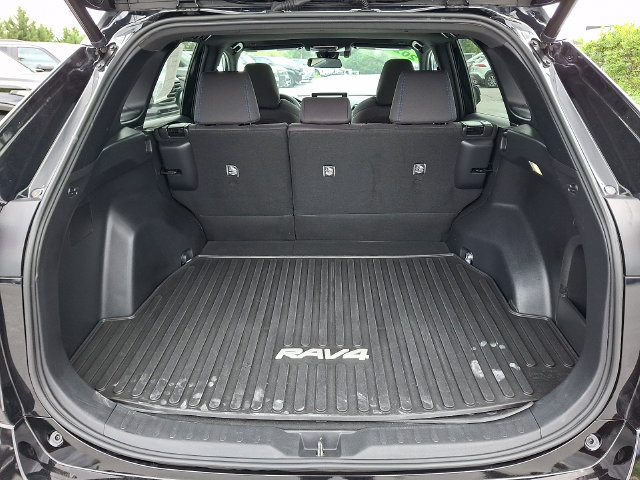 2023 Toyota RAV4 SE - Photo 27