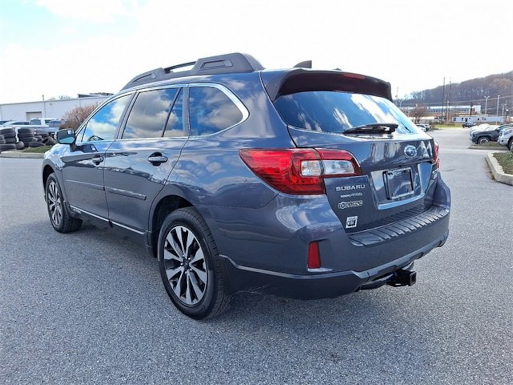 Used 2016 Subaru Outback 2.5i Limited SUV