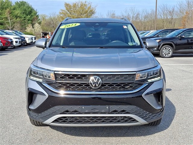 Used 2024 Volkswagen Taos SE with VIN 3VVSX7B27RM018969 for sale in Thorndale, PA