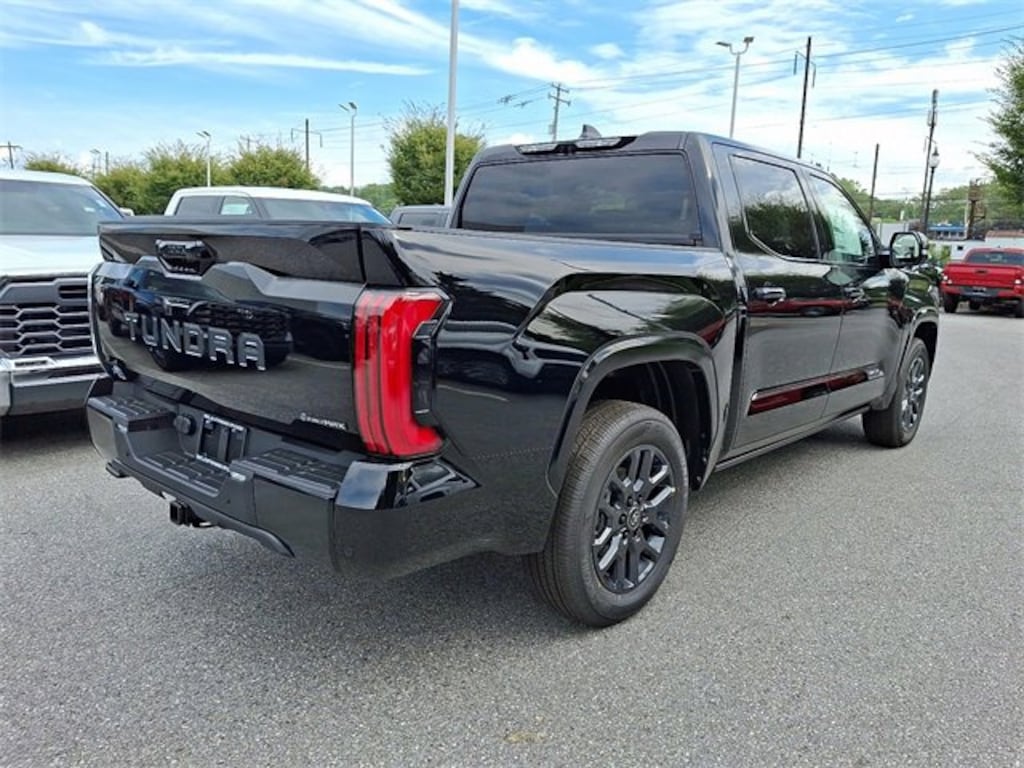 New 2025 Toyota Tundra i-FORCE MAX Platinum i-FORCE MAX Truck CrewMax