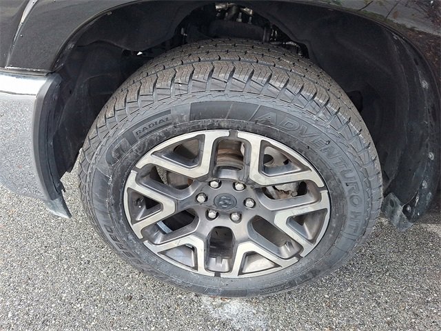 2025 Ram 1500 Laramie photo 2