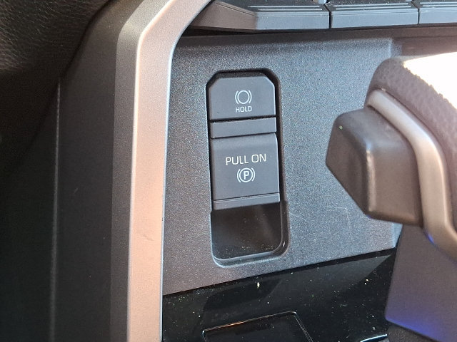 2024 Toyota Tundra SR5 - Photo 23