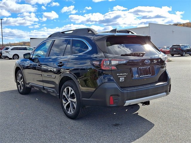 2020 Subaru Outback Limited photo 4