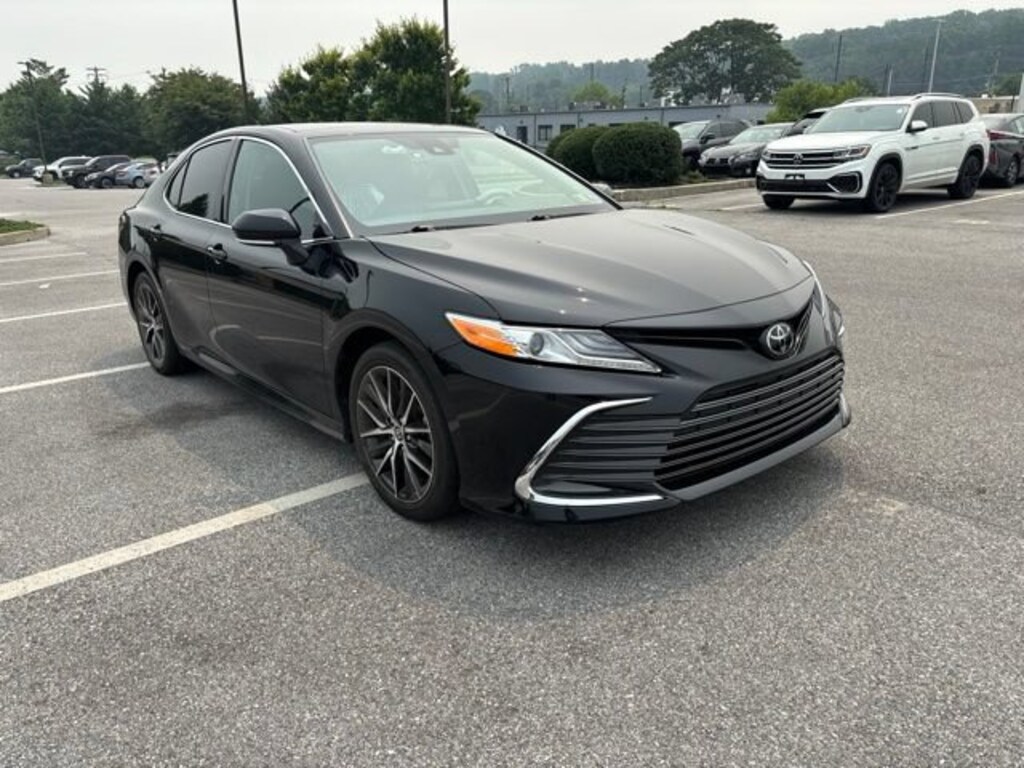 Used 2024 Toyota Camry XLE Sedan