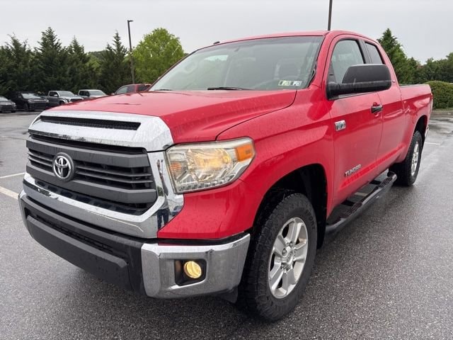 2014 Toyota Tundra 5.7 Auto 4WD SR5 Double Cab's photo