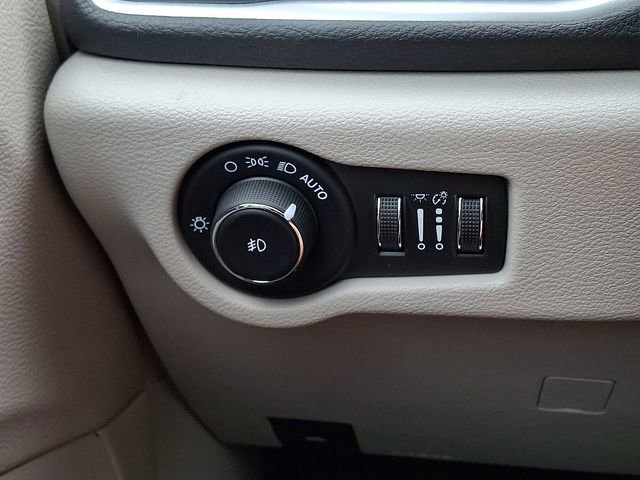 2022 Chrysler Pacifica Limited - Photo 26