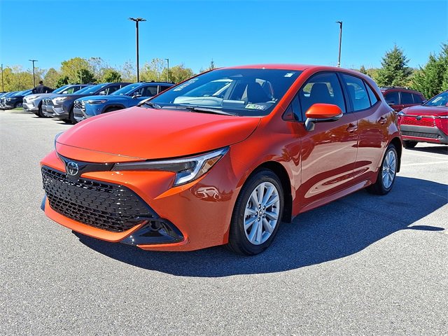 2025 Toyota Corolla SE photo 2