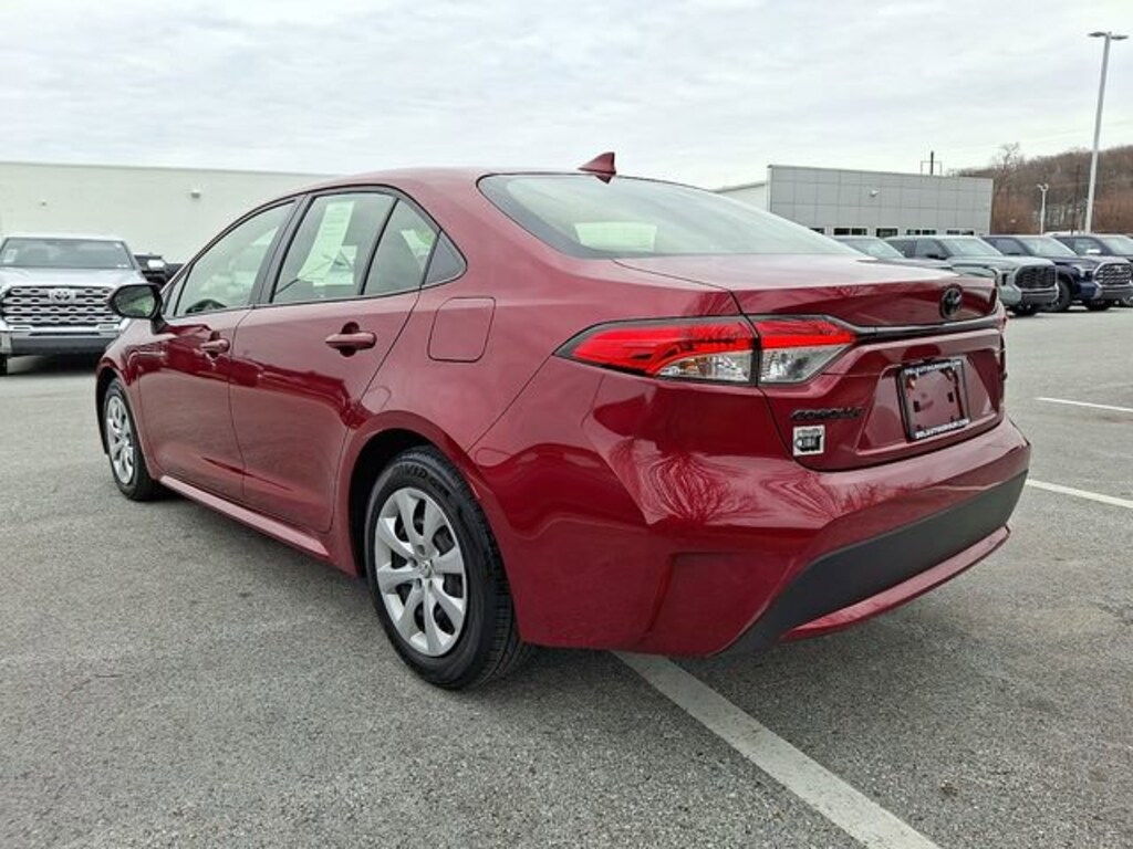 Certified 2022 Toyota Corolla LE Sedan
