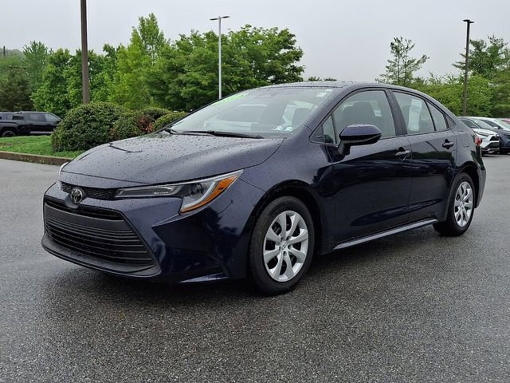 Used 2024 Toyota Corolla LE Sedan