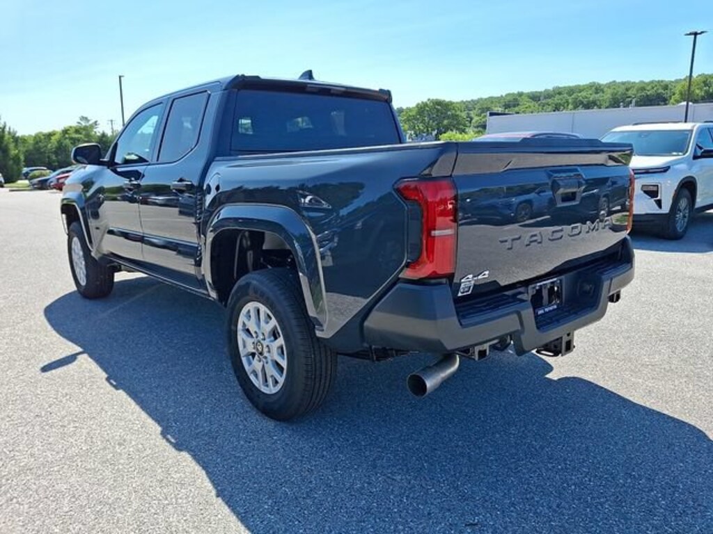 New 2026 Toyota Tacoma SR Truck Double Cab
