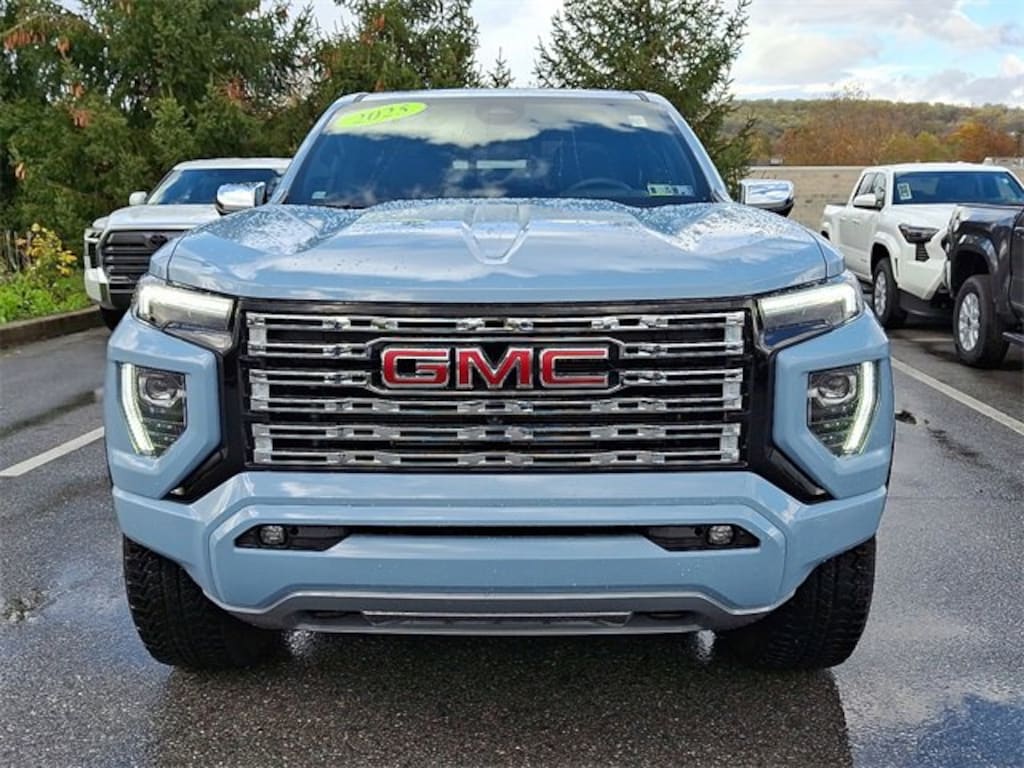 Used 2025 GMC
