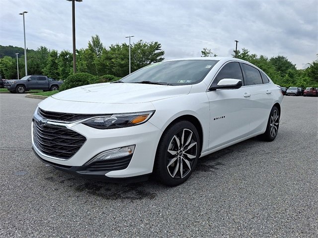 2024 Chevrolet Malibu RS photo 3
