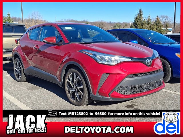 2021 Toyota C-HR XLE's photo