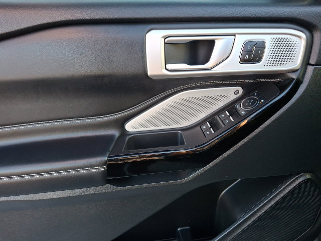 2023 Ford Explorer ST - Photo 13
