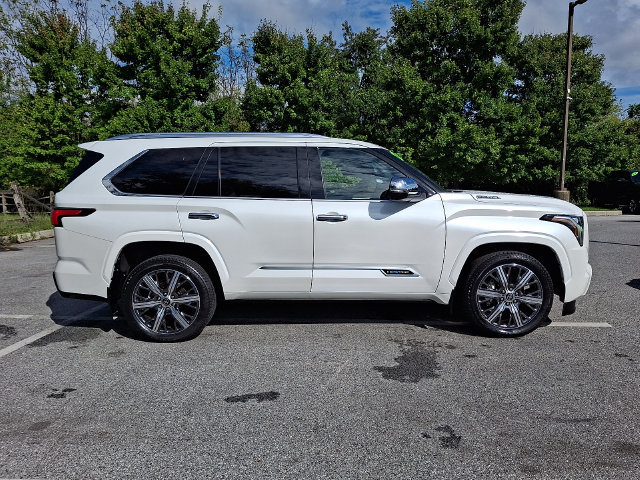 2023 Toyota Sequoia Capstone - Photo 7