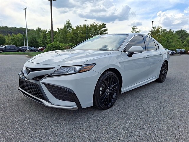 2024 Toyota Camry XSE photo 3