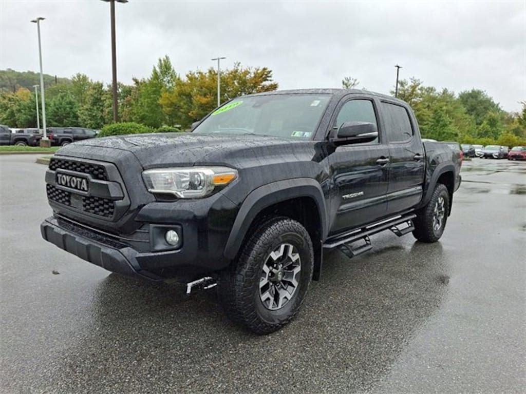 Certified 2019 Toyota Tacoma 4WD TRD Off-Road Truck Double Cab